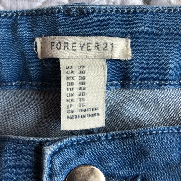 Forever 21 ankle cropped, mid-rise jeans - Picture 3 of 4